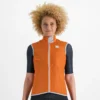 Sportful Hot Pack Easylight Women's Vest - Orange SDR 1 Sportful Hot Pack Easylight Women's Vest - Orange SDR -Deals Sport Gilet Store 110202922p 850 01 1400Wx1400H