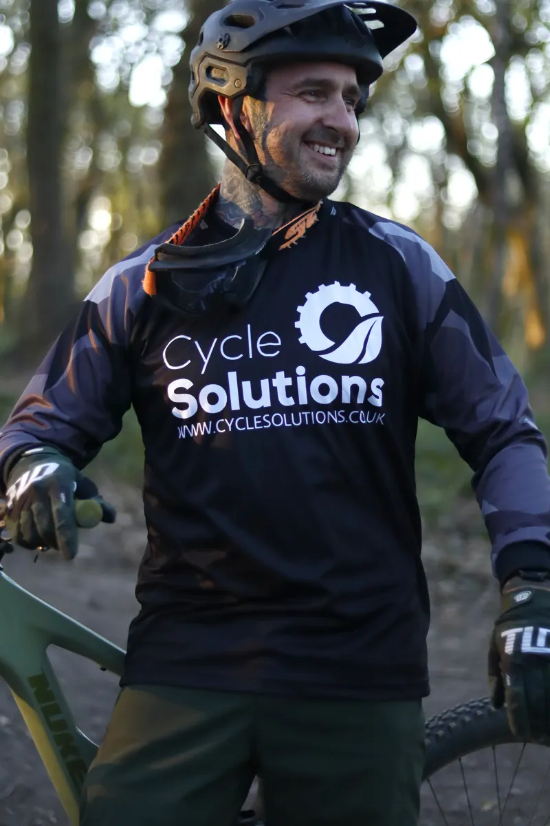 Cycle Solutions Long Sleeve Mountain Bike Jersey - Black/Camo 3 Cycle Solutions Long Sleeve Mountain Bike Jersey - Black/Camo